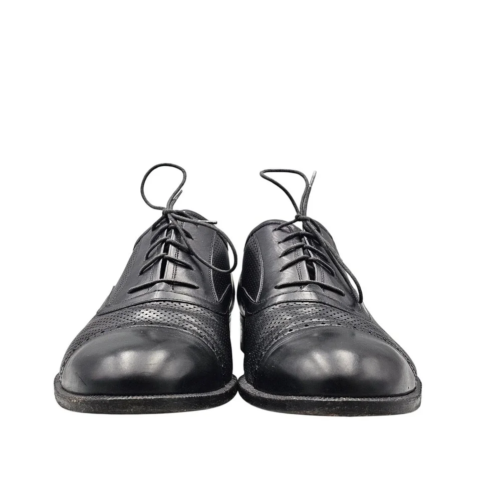 Salvatore Ferragamo Men's Size 12 B EUC Black Perforated Leather Cap Toe Oxfords
